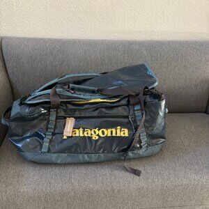 Patagonia Black Hole 70L duffel Abalone/Ink Blue NWT